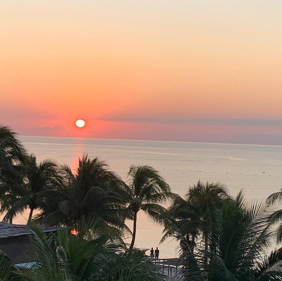 Bundle & Save! 10% when you buy 3 or more items! - Picture 2 of 2